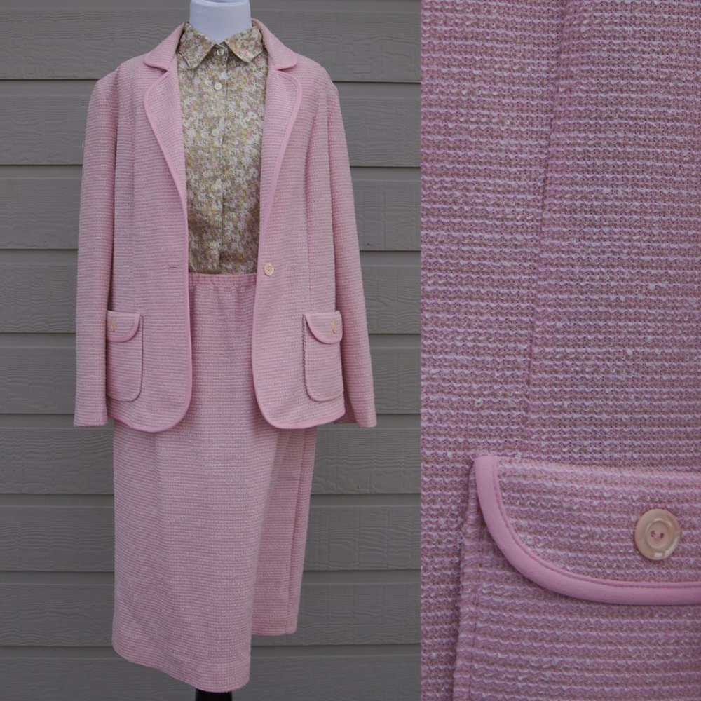 Sold.Vintage knit boucle Skirt and Blazer/Cardigan set